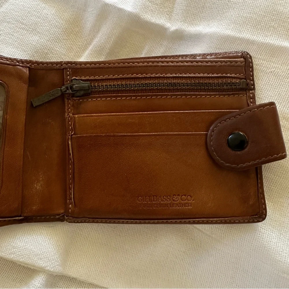 Vintage G. H. Bass Leather Wallet